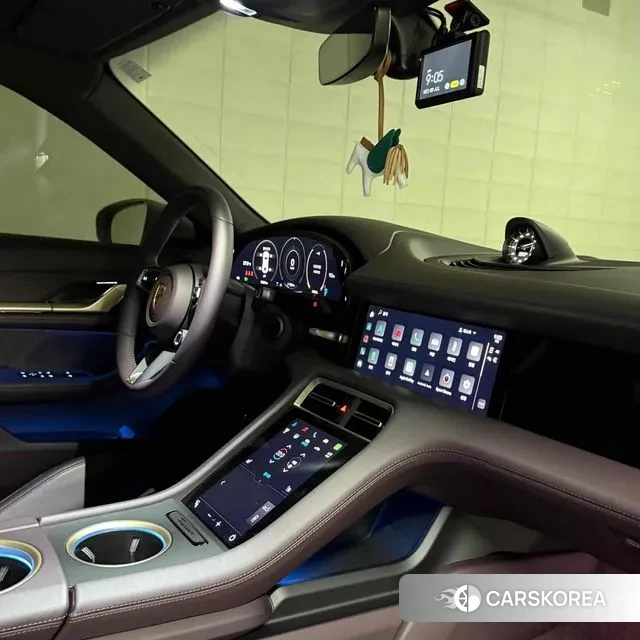 Porsche Taycan id 2914988 из Кореи 12