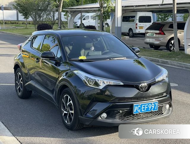 Toyota C-HR id 4300015 из Китая 9