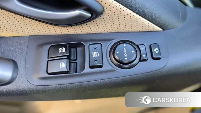 Hyundai The New Grand Starex id 3368115 из Кореи 18