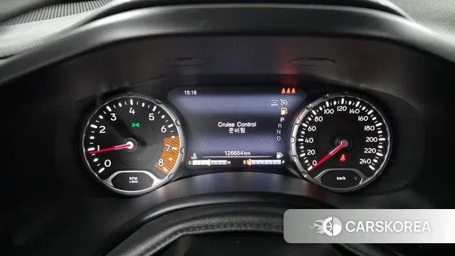 Jeep Renegade id 3406421 из Кореи 18