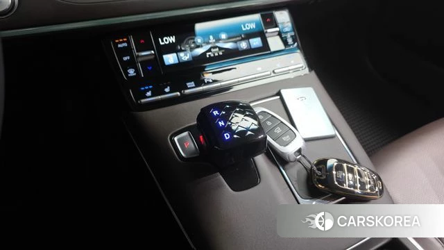 Hyundai The New Grandeur IG id 4632123 из Кореи 31
