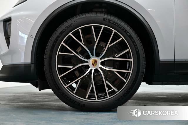 Porsche Macan EV id 3908770 из Китая 13