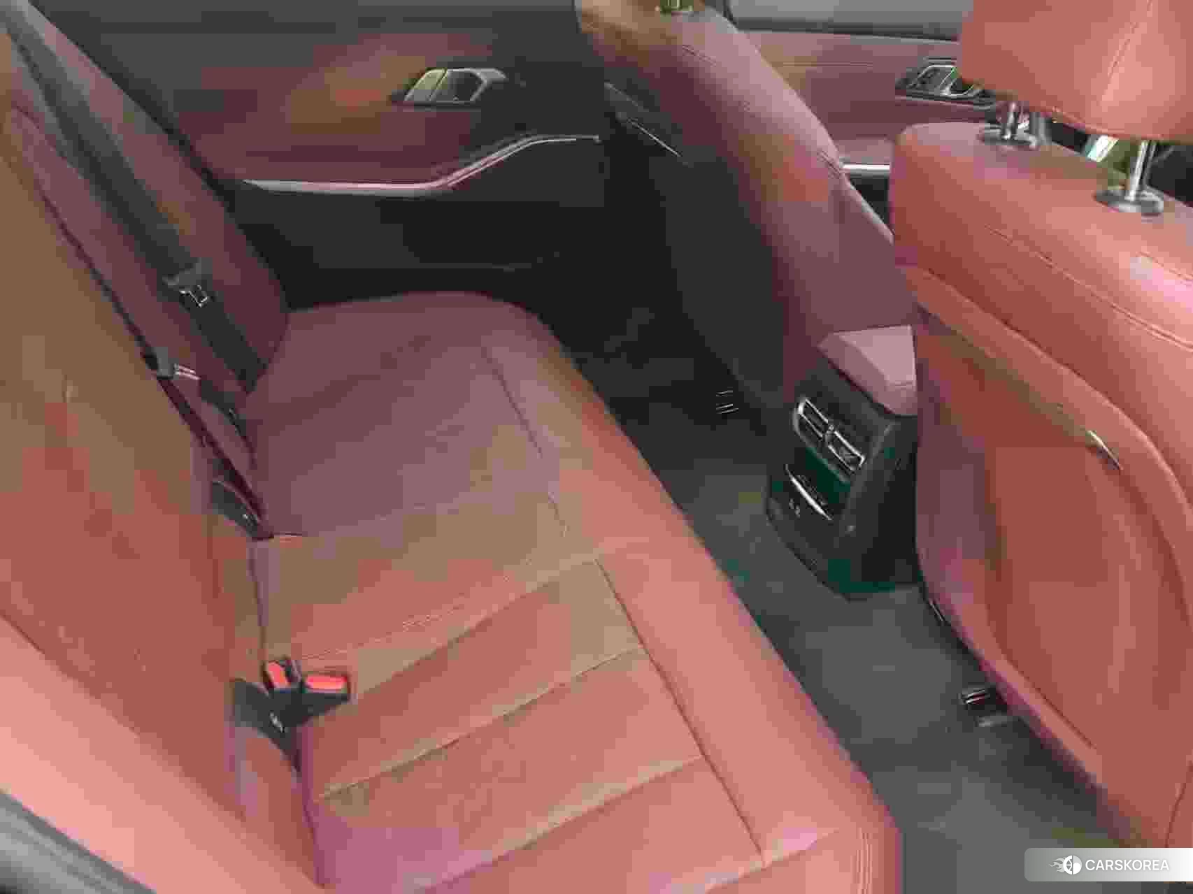 BMW 3 series id 4453882 из Китая 16
