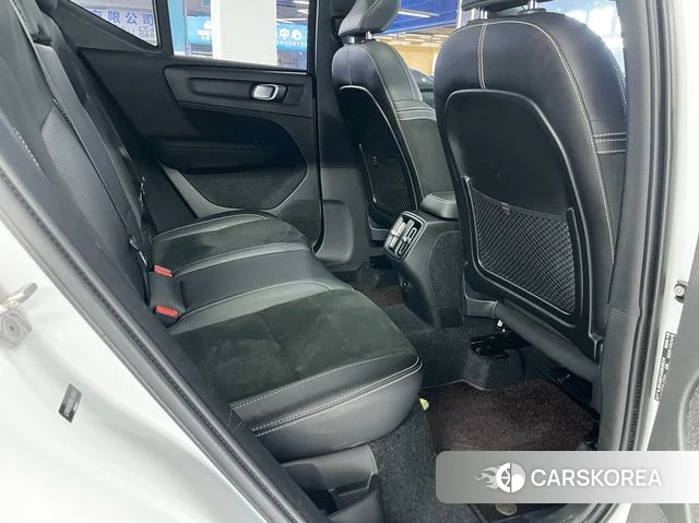 Volvo XC40 id 4213820 из Китая 11