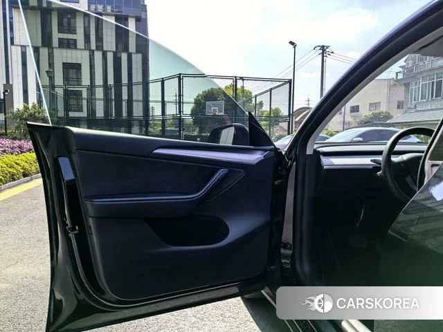 Tesla Model Y id 4206945 из Китая 28