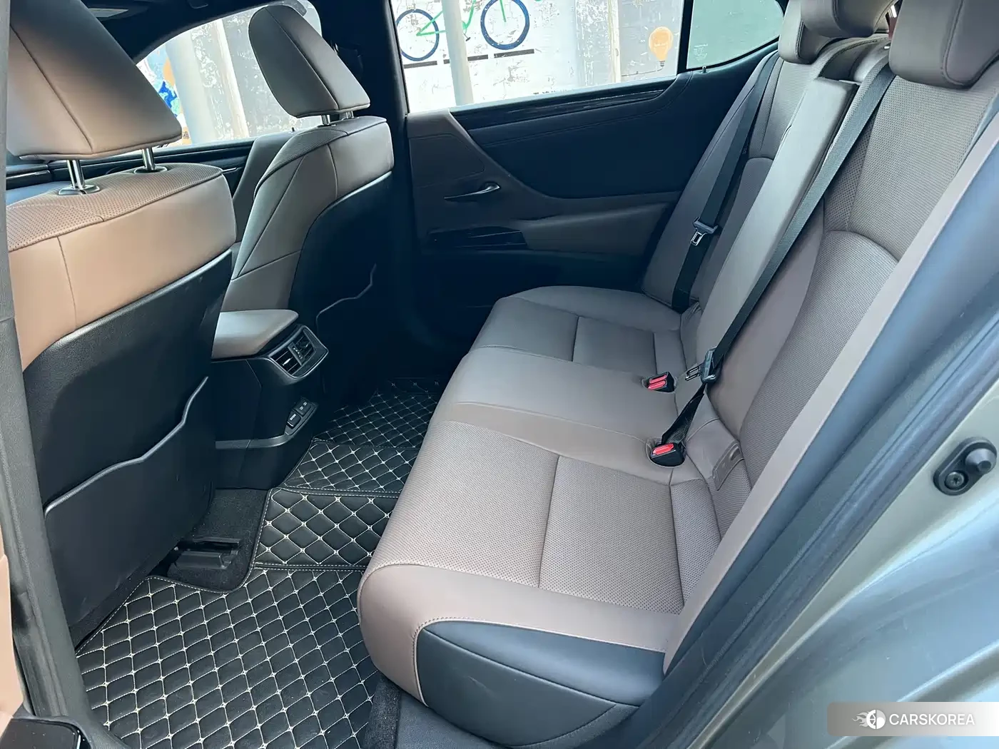 Lexus ES id 4628177 из Китая 15