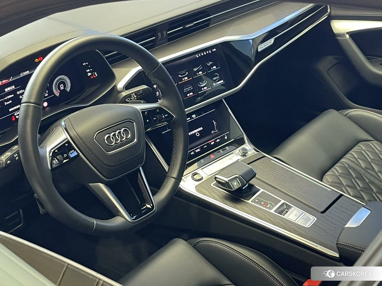 Audi A6L id 4492915 из Китая 14