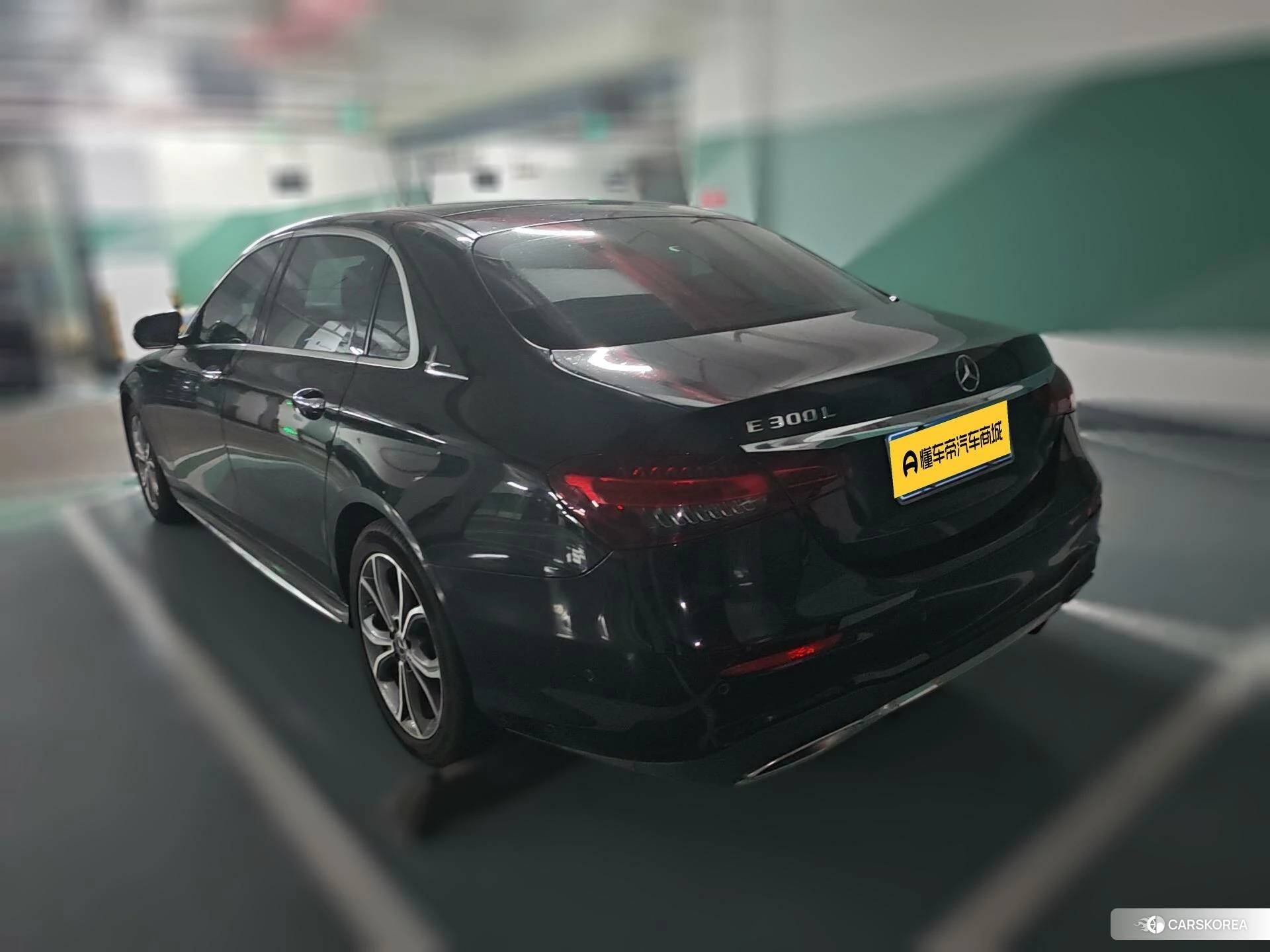 Mercedes-Benz E-Class id 4479397 из Китая 19