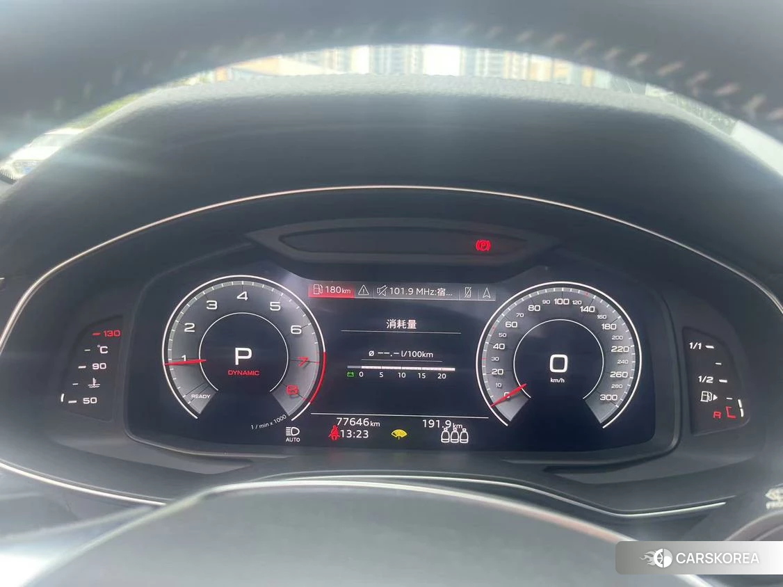 Audi A6L id 4453769 из Китая 14