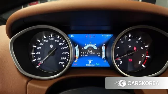 Maserati Ghibli id 3311958 из Кореи 18