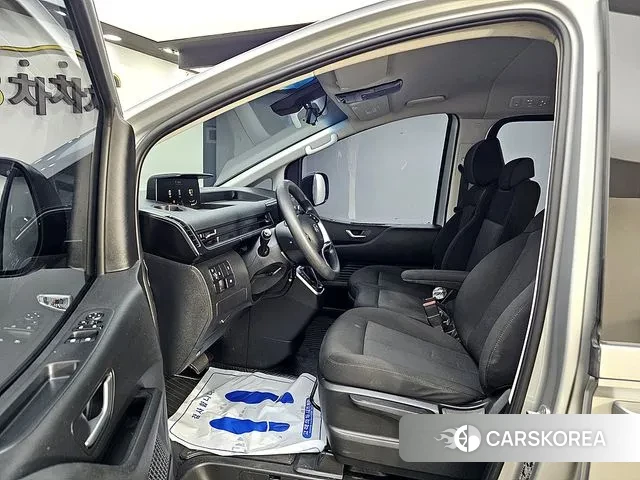 Hyundai Staria id 3037437 из Кореи 18