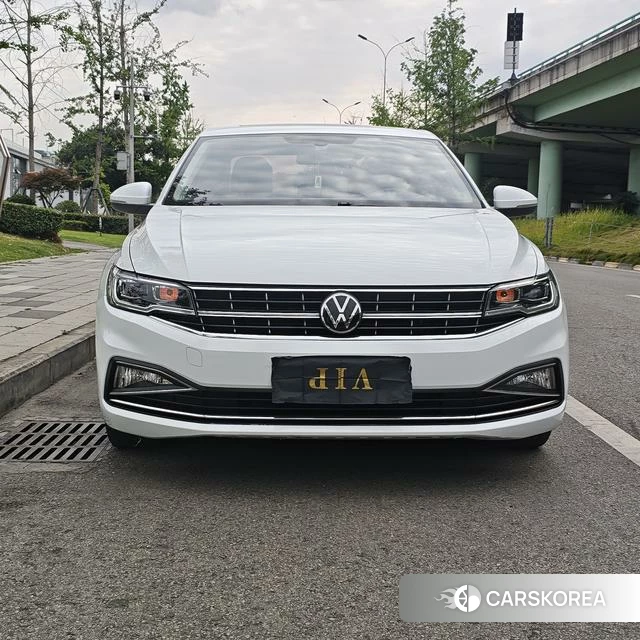 Volkswagen Bora id 4387422 из Китая 8