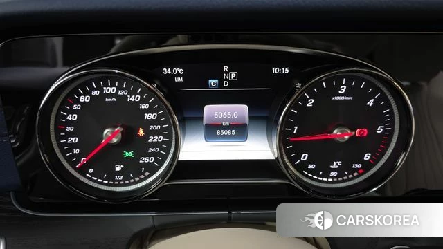 Mercedes-Benz E-Class W213 id 4642802 из Кореи 31