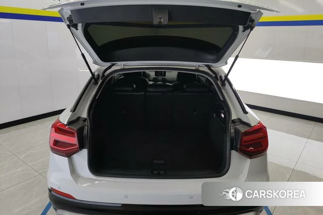 Audi Q2L id 4213878 из Китая 15