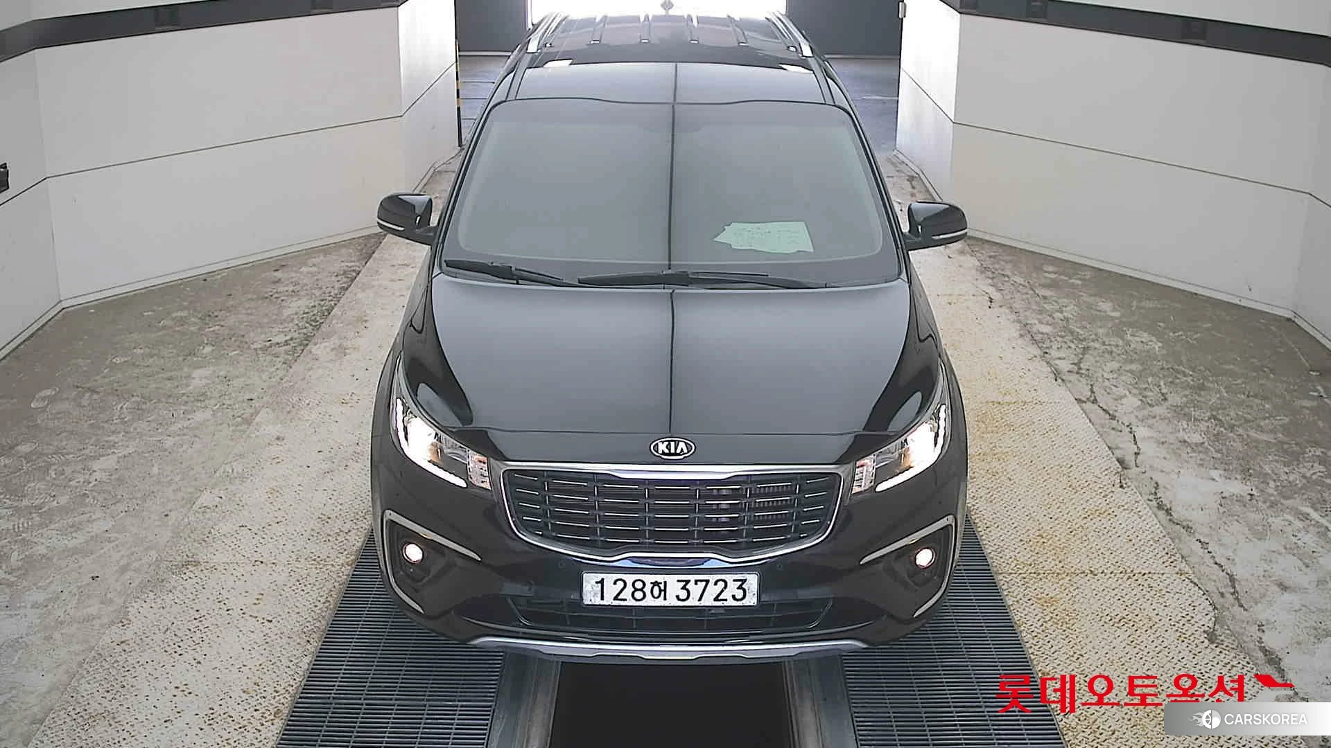 Kia Carnival id 4679358 из Кореи 36