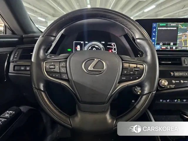 Lexus ES300h 7th generation id 3093110 из Кореи 18