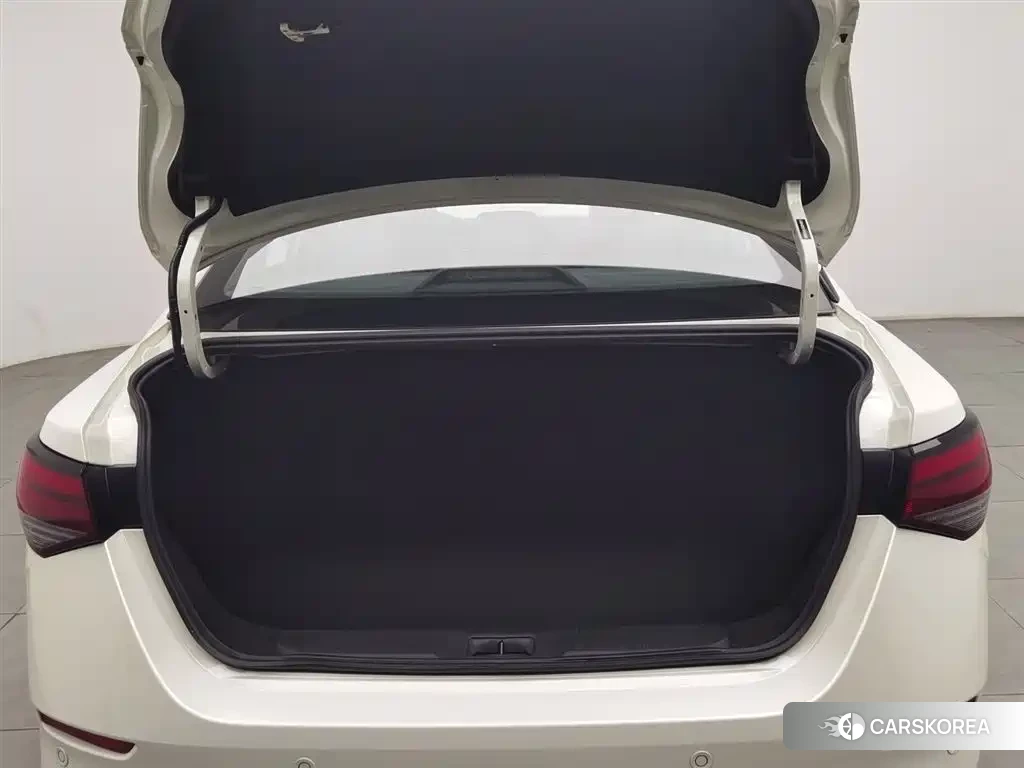 Nissan Sylphy id 4546137 из Китая 22
