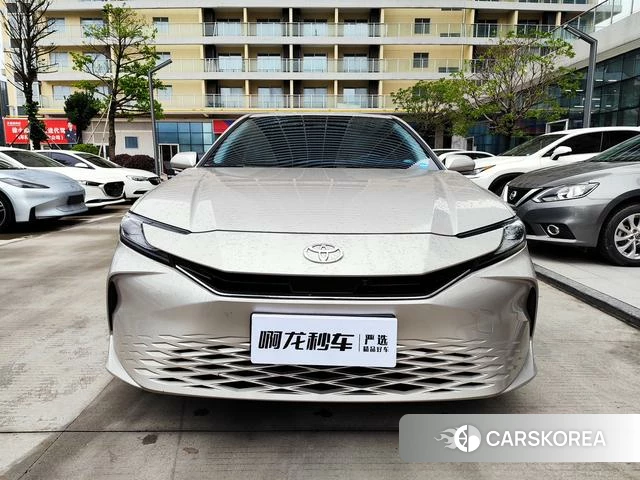Toyota Camry id 4299859 из Китая 8