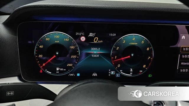 Mercedes-Benz E-Class W213 id 4604454 из Кореи 28