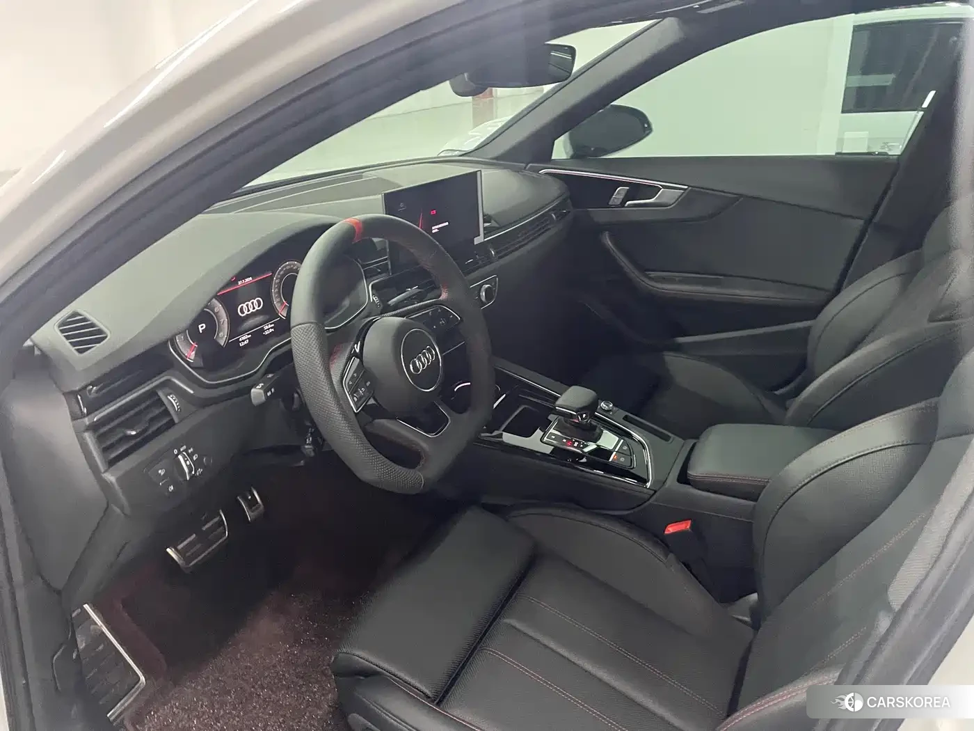 Audi A4L id 4664629 из Китая 14