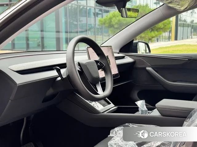 Tesla Model Y id 3341136 из Кореи 10