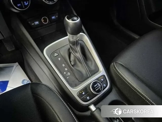 Hyundai Venue id 3606382 из Кореи 16