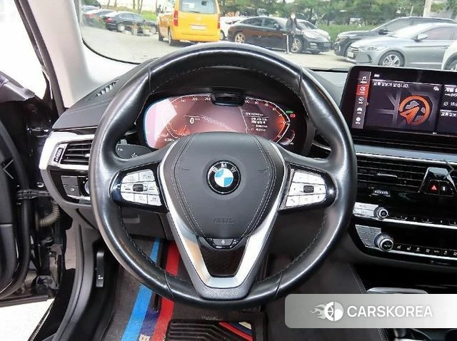 BMW 5 Series (G30) id 4334115 из Кореи 18