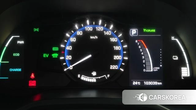 Hyundai Ionic Hybrid id 4521060 из Кореи 29