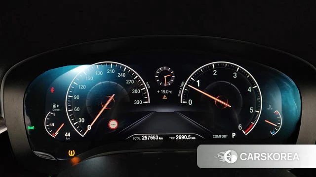 BMW 6 Series GT (G32) id 3879631 из Кореи 18