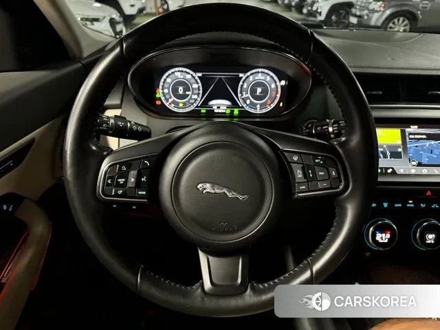 Jaguar E-PACE id 3161950 из Кореи 18