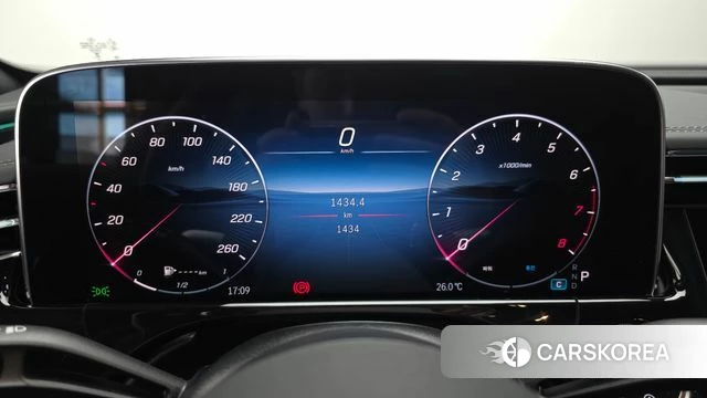 Mercedes-Benz E-Class W214 id 4691257 из Кореи 32