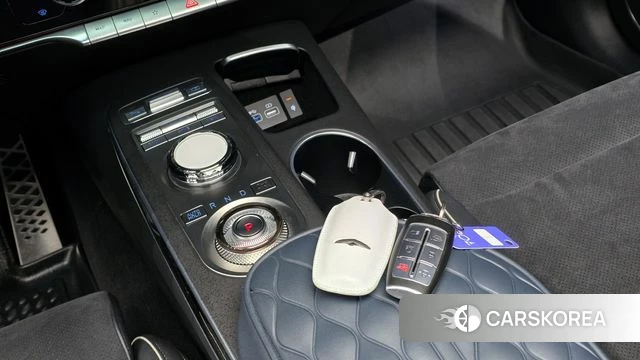 Genesis GV70 id 4231844 из Кореи 29