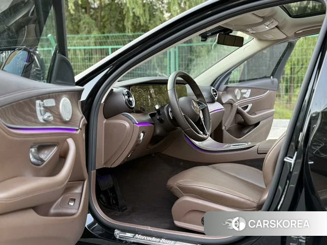 Mercedes-Benz E-class id 4393228 из Китая 19
