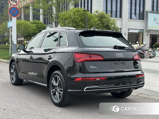 Audi Q5L id 4227883 из Китая 8