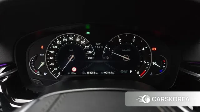 BMW 5 Series (G30) id 3536378 из Кореи 18