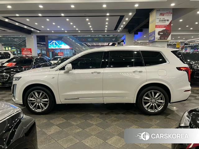 Cadillac XT6 id 4209667 из Китая 8