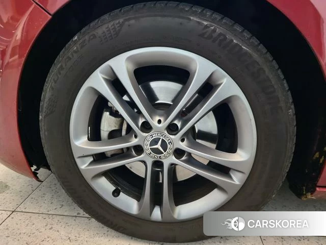 Mercedes-Benz Class A id 4240894 из Китая 12