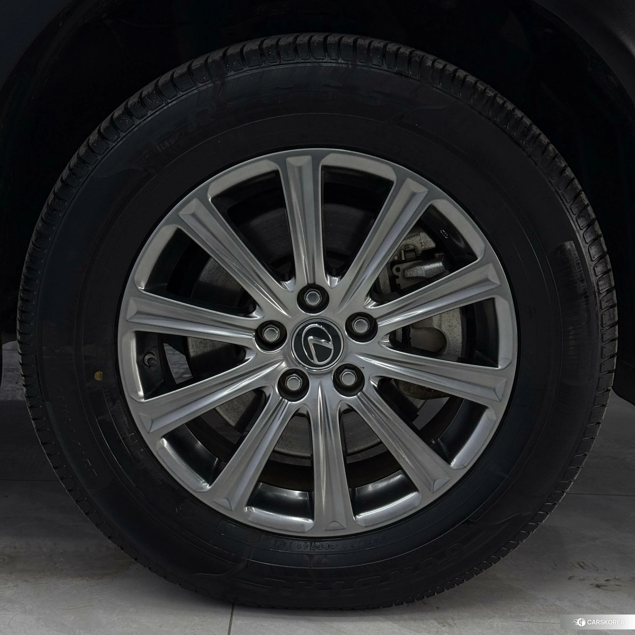Lexus NX id 4406092 из Китая 20