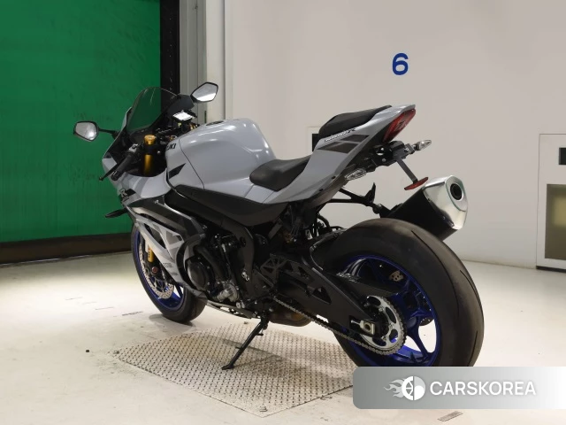 Suzuki GSX-R1000R ABS id 4399505 из Японии 8