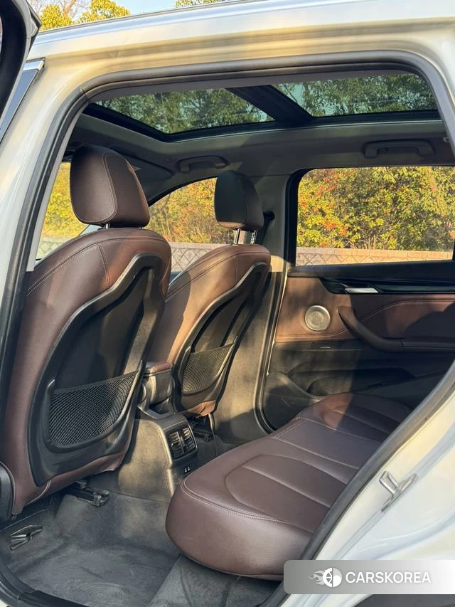 BMW X1 id 4242028 из Китая 8