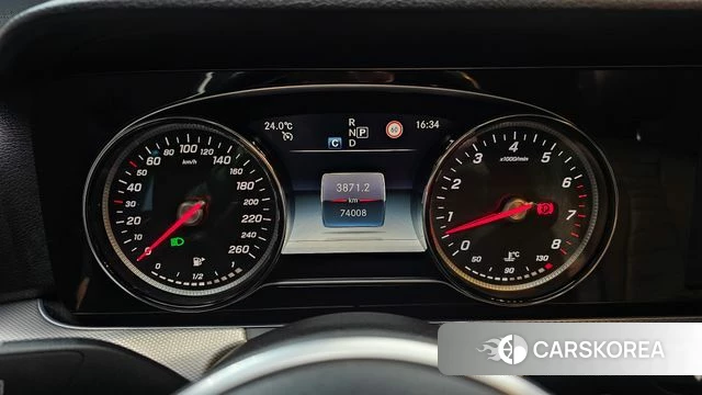 Mercedes-Benz E-Class W213 id 4689108 из Кореи 31