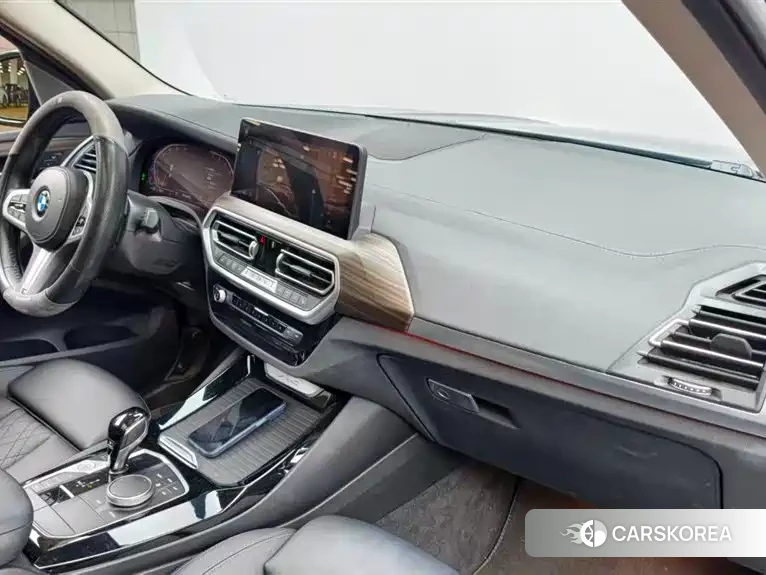 BMW X3 id 4681217 из Китая 12