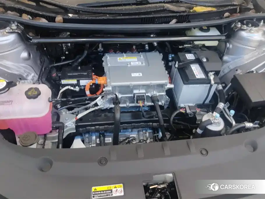 Toyota bZ3 id 4565150 из Китая 14