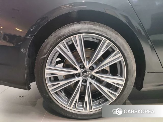 Audi A6L id 4216945 из Китая 23
