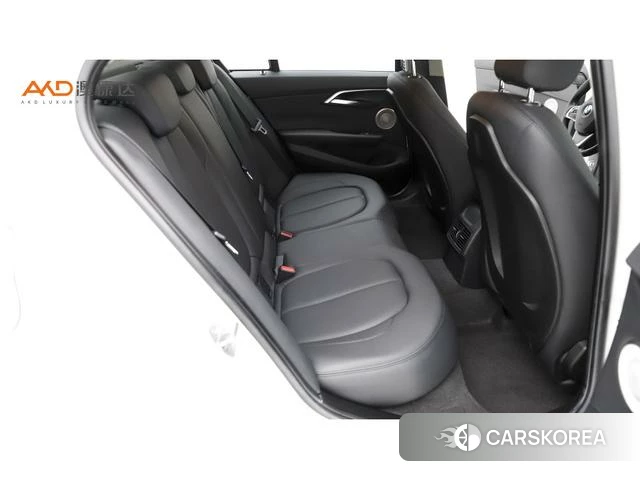 BMW 1 series id 4274507 из Китая 8