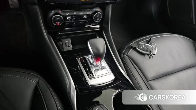 Infiniti Q30 id 3692577 из Кореи 18