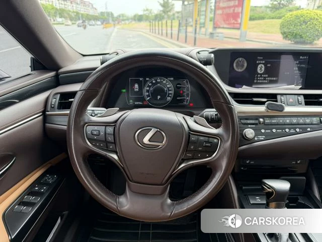 Lexus ES id 4279404 из Китая 8