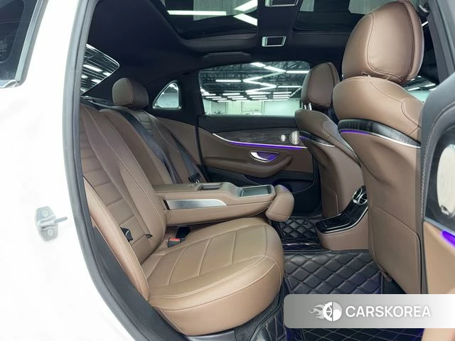 Mercedes-Benz E-class PHEV id 4349000 из Китая 15