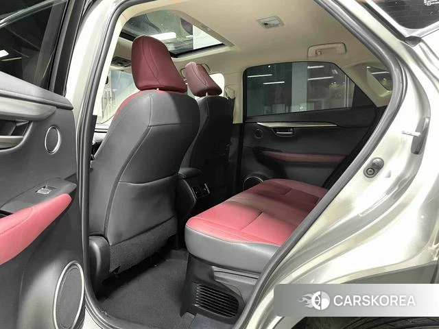 Lexus NX id 4301737 из Китая 17