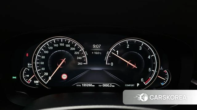 BMW 5 Series (G30) id 3894160 из Кореи 18